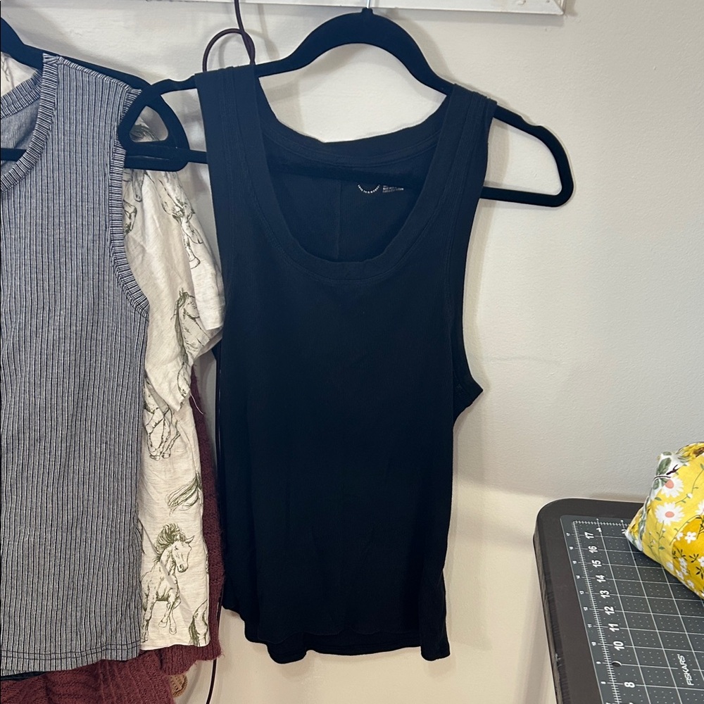 Black Ribbed Aerie Tank